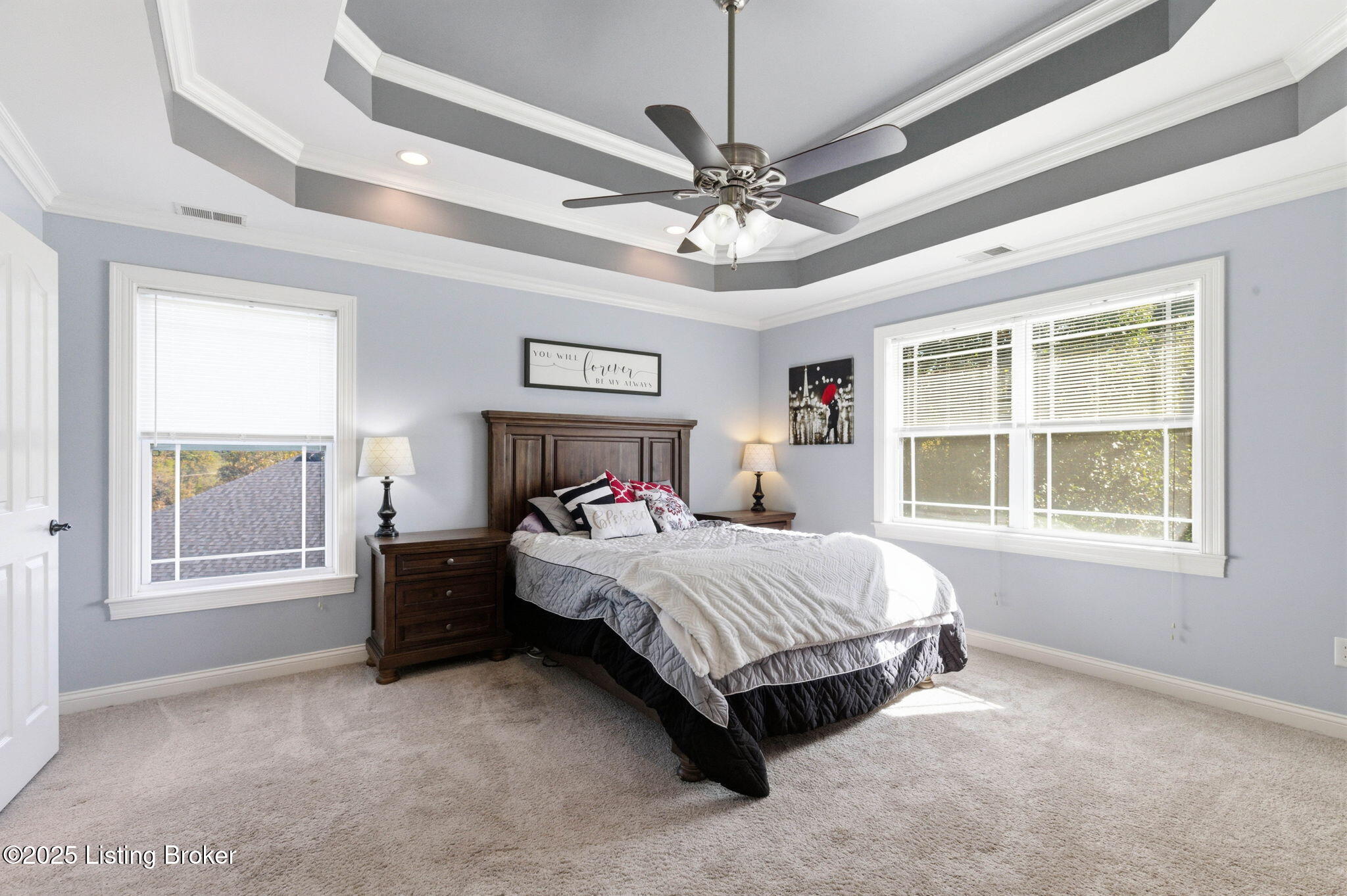 La Grange, Kentucky, 40031, United States, 5 Bedrooms Bedrooms, ,4 BathroomsBathrooms,Residential,For Sale,1971685