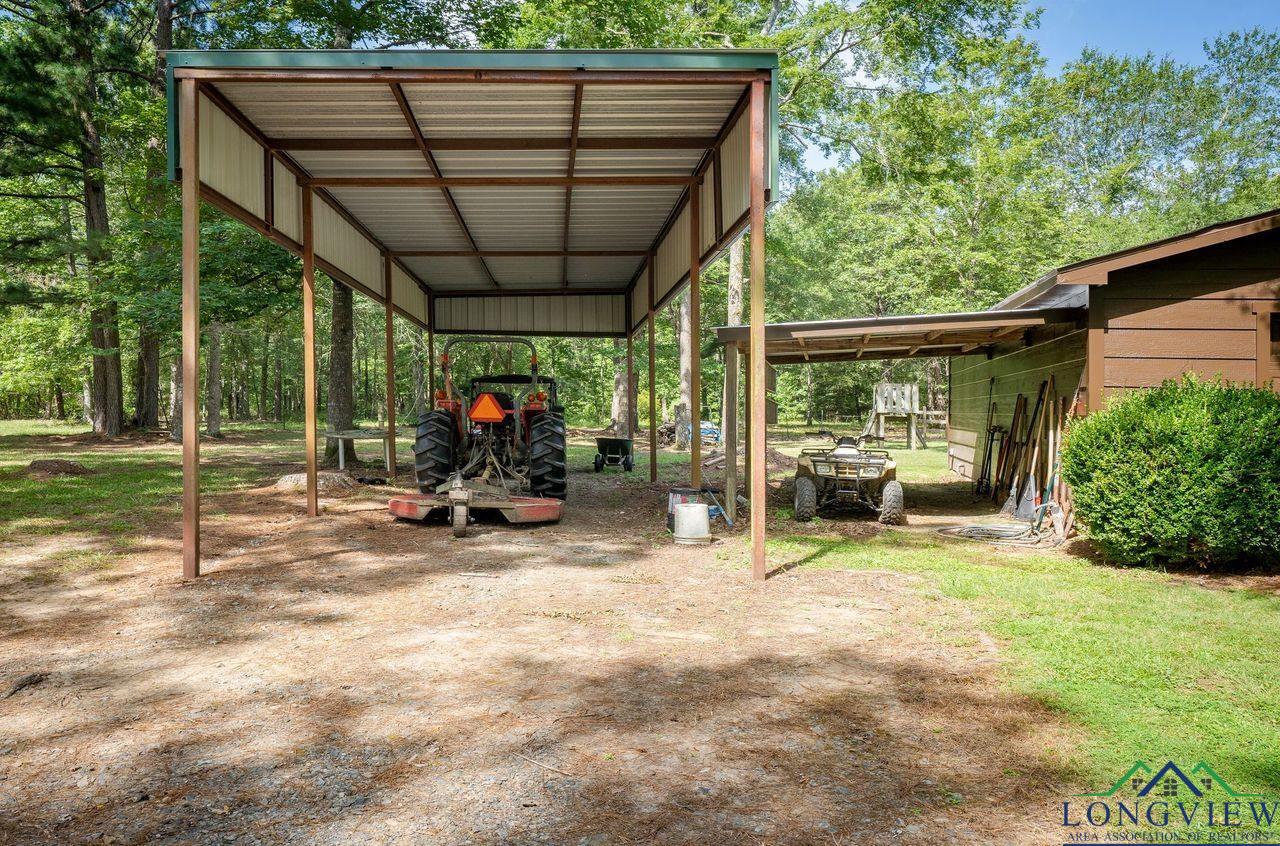 Marshall, Texas, 75672, United States, 3 Bedrooms Bedrooms, ,3 BathroomsBathrooms,Residential,For Sale,1906787