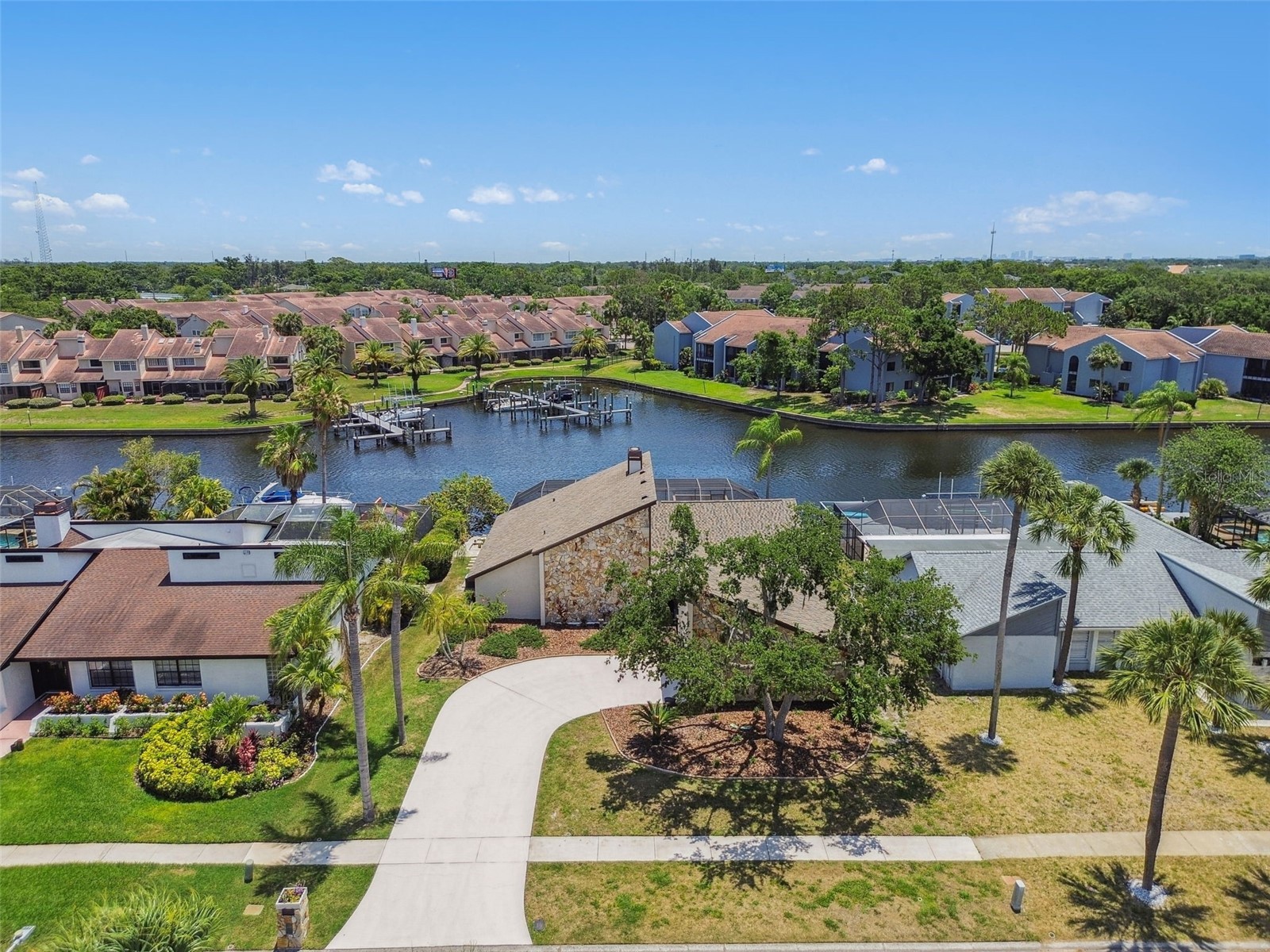Tampa, Florida, 33615, United States, 3 Bedrooms Bedrooms, ,2 BathroomsBathrooms,Residential,For Sale,1915147