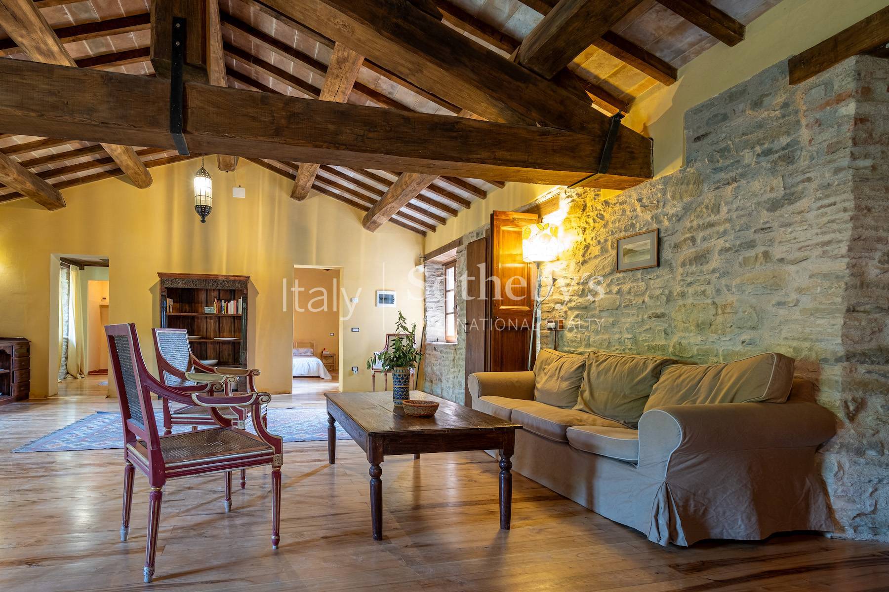  Stunning lake view historic renovated farmhouse with pool - 物件實景