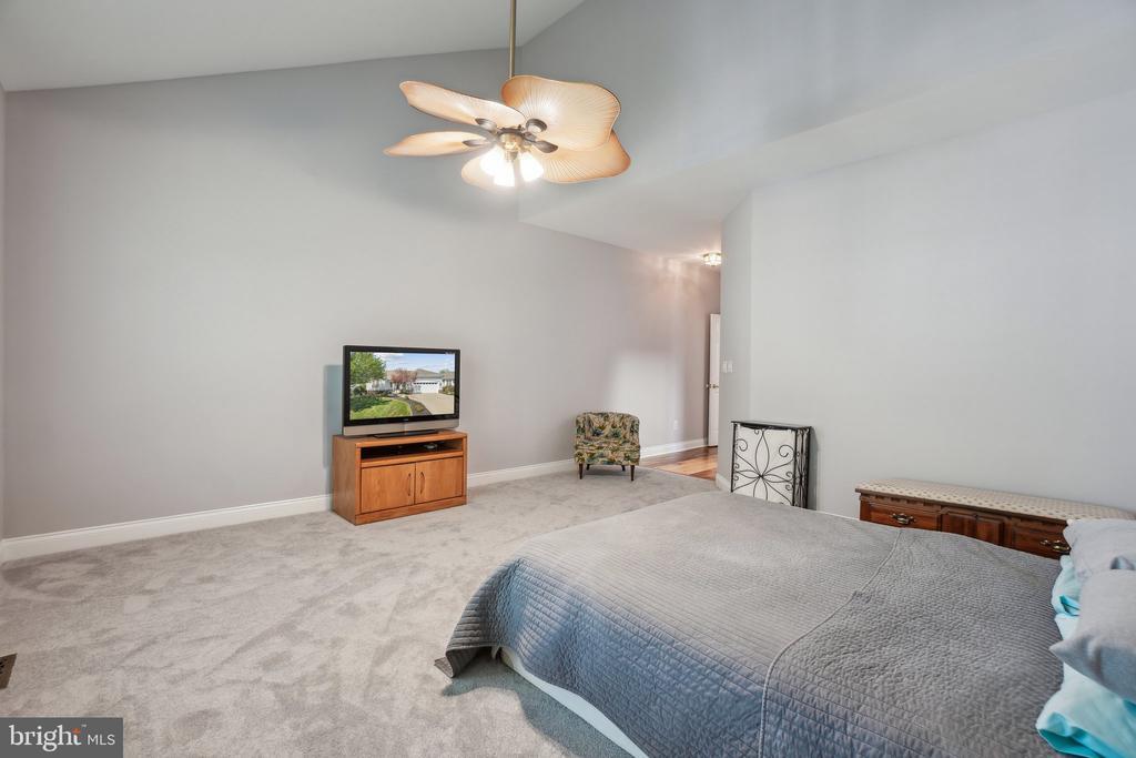 Gainesville, Virginia, 20155, United States, 3 Bedrooms Bedrooms, ,4 BathroomsBathrooms,Residential,For Sale,1896801