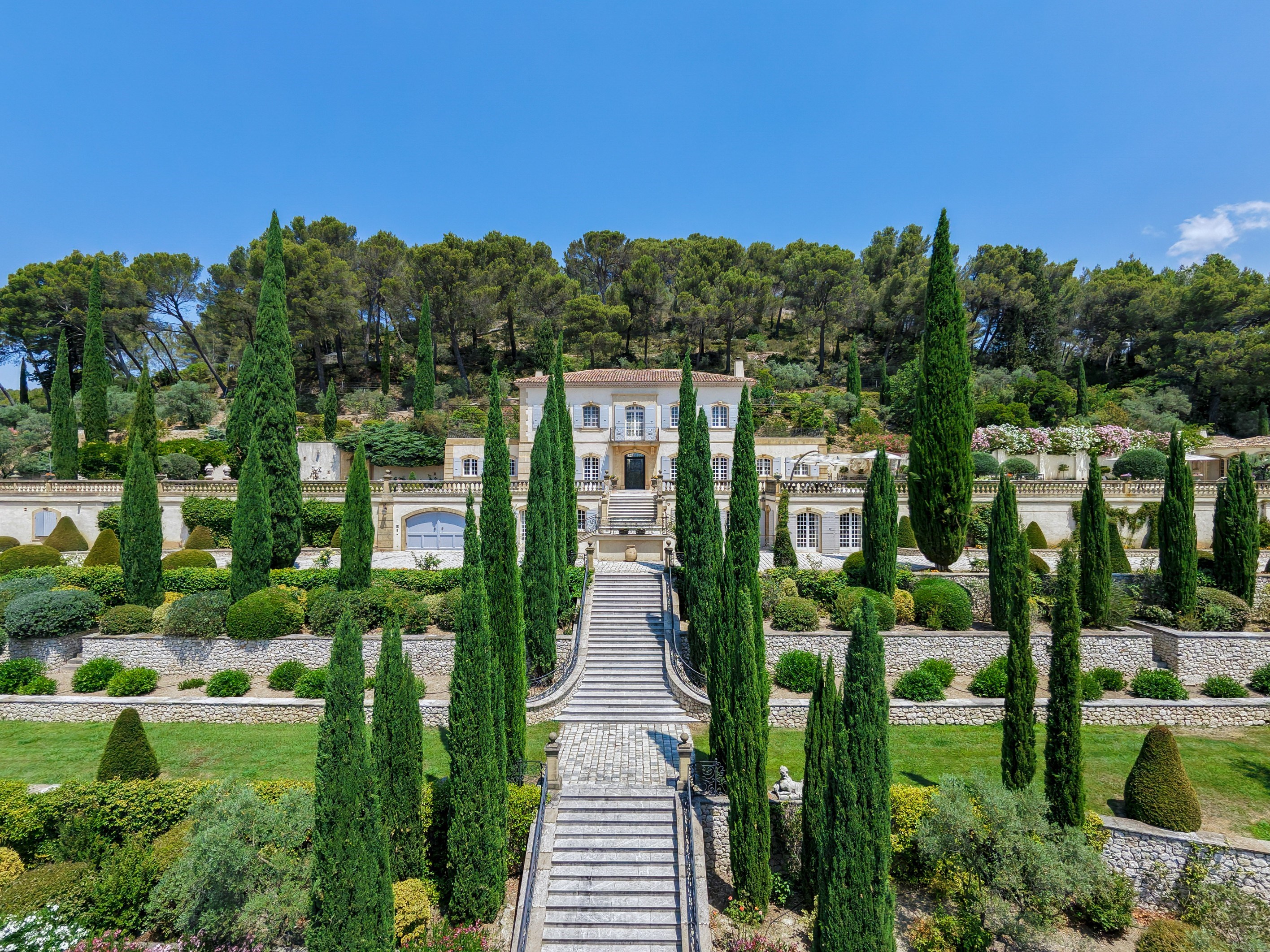  One of the Most Exclusive Estates in Aix-en-Provence - 物件實景