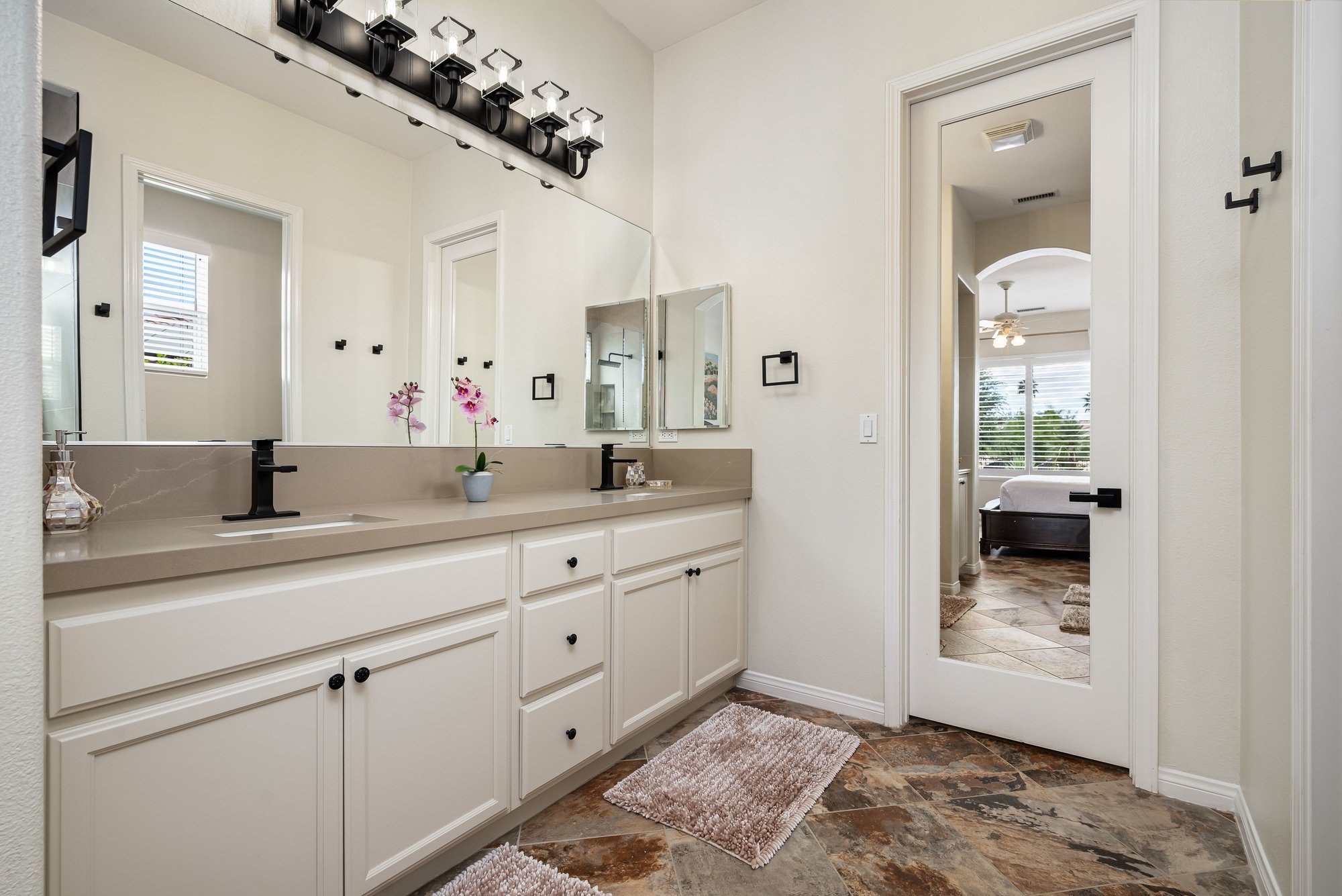  Sunshine, Fairways, Pool, and Mountain Views - 物件實景