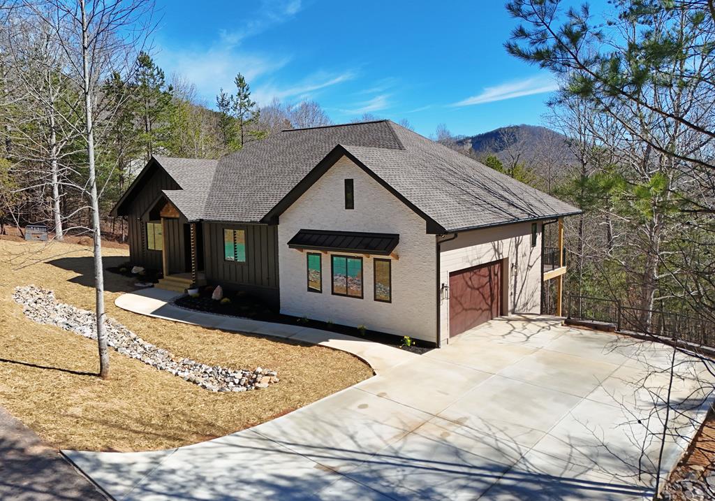 Young Harris, Georgia, 30582, United States, 3 Bedrooms Bedrooms, ,2 BathroomsBathrooms,Residential,For Sale,1859121