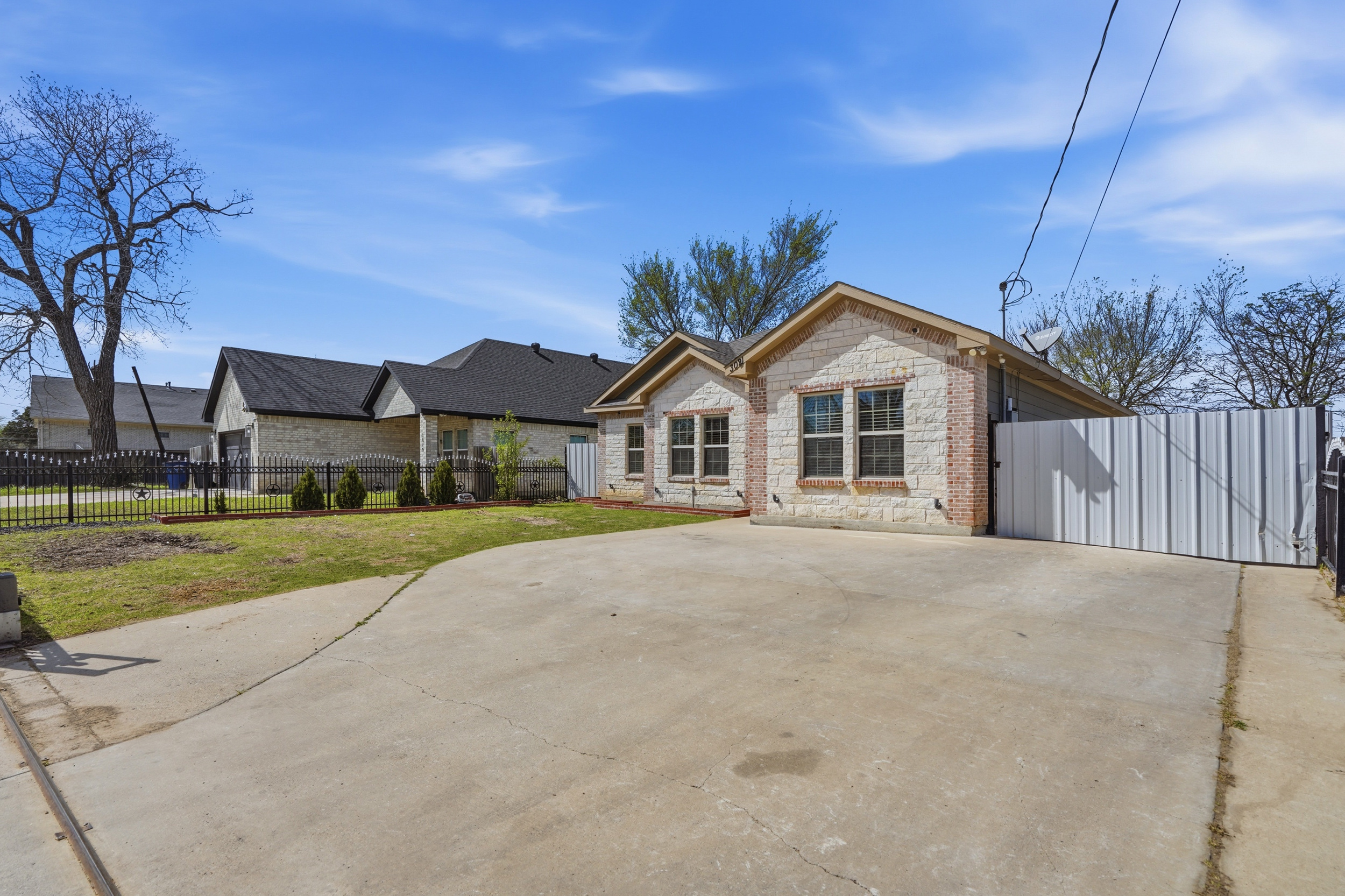  3021 Springview Avenue, Dallas, TX, 75216 - 物件實景