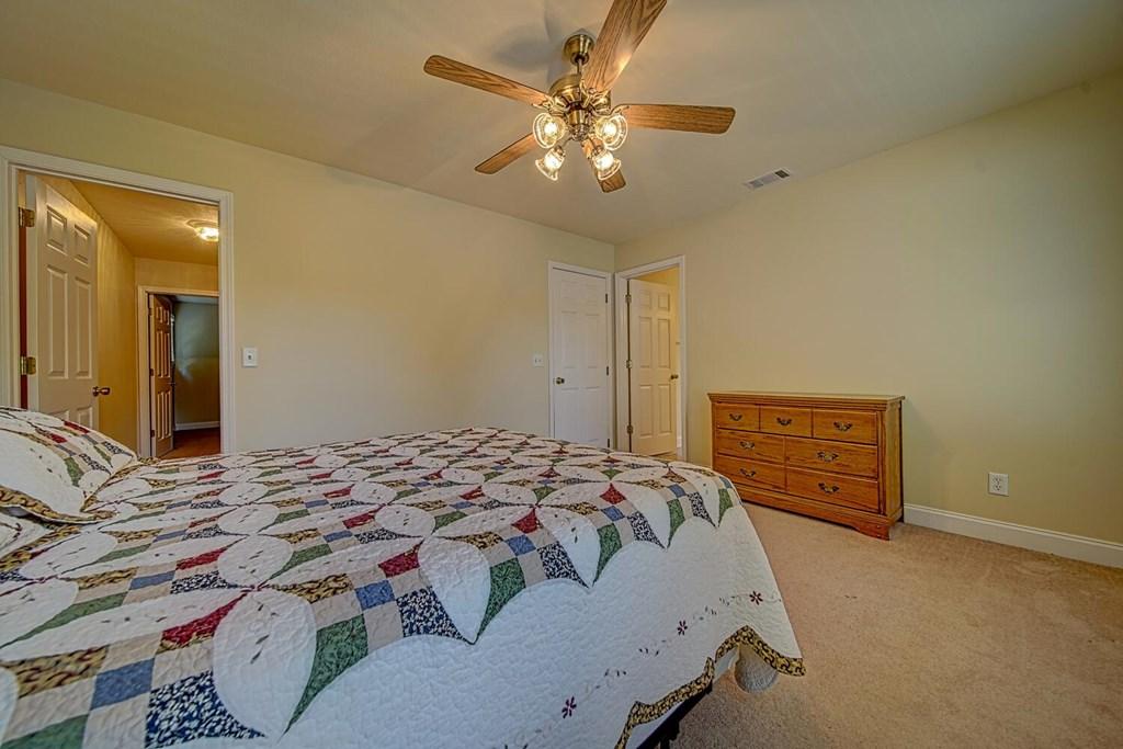 Blairsville, Georgia, 30512, United States, 5 Bedrooms Bedrooms, ,4 BathroomsBathrooms,Residential,For Sale,1770772