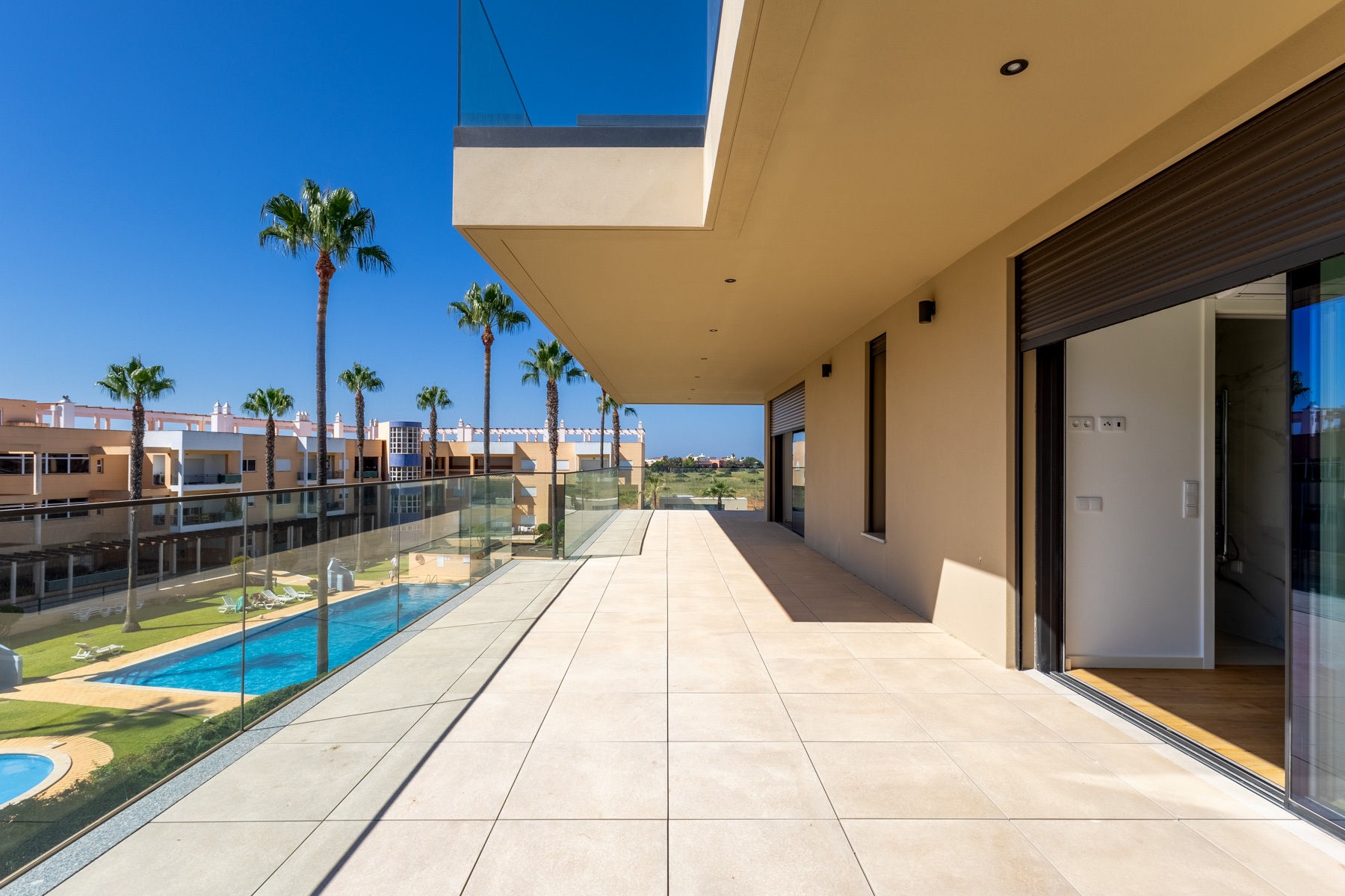  Flat, 3 bedrooms, for Sale - 物件實景