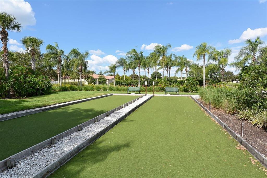 Sarasota, Florida, 34243, United States, 3 Bedrooms Bedrooms, ,2 BathroomsBathrooms,Residential,For Sale,1998856