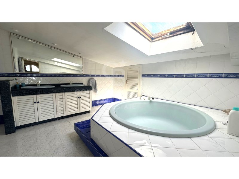 Alicante, J?vea / X?bia, Monta?ar-El Arenal, Cala, Jávea / Xàbia, Comunidad Valenciana, ES, 6 Bedrooms Bedrooms, ,6 BathroomsBathrooms,Residential,For Sale,Alicante, J?vea / X?bia, Monta?ar-El Arenal, Cala ,1449121
