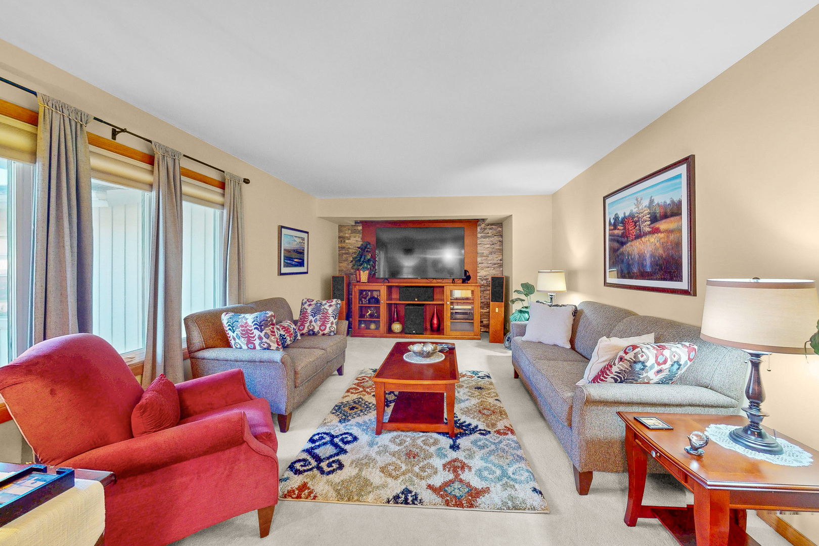 Elk Grove Village, Illinois, 60007, United States, 4 Bedrooms Bedrooms, ,2 BathroomsBathrooms,Residential,For Sale,1979960