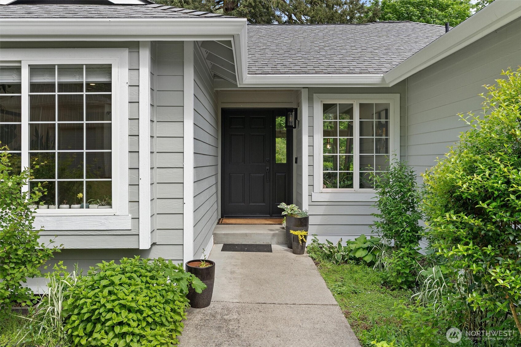 Renton, Washington, 98059, United States, 3 Bedrooms Bedrooms, ,2 BathroomsBathrooms,Residential,For Sale,1846529