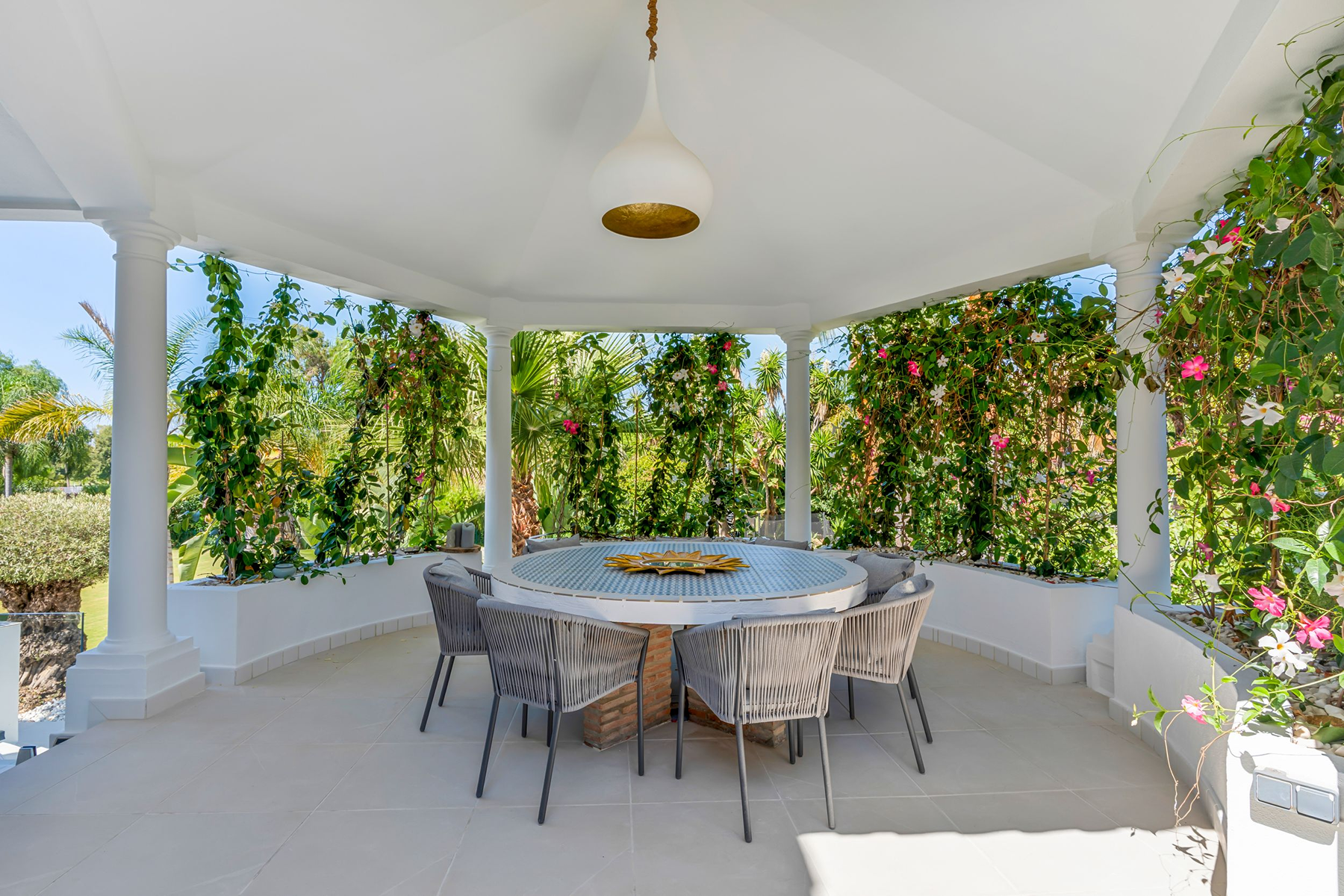  Renovated villa in Guadalmina Baja, Marbella - 物件實景