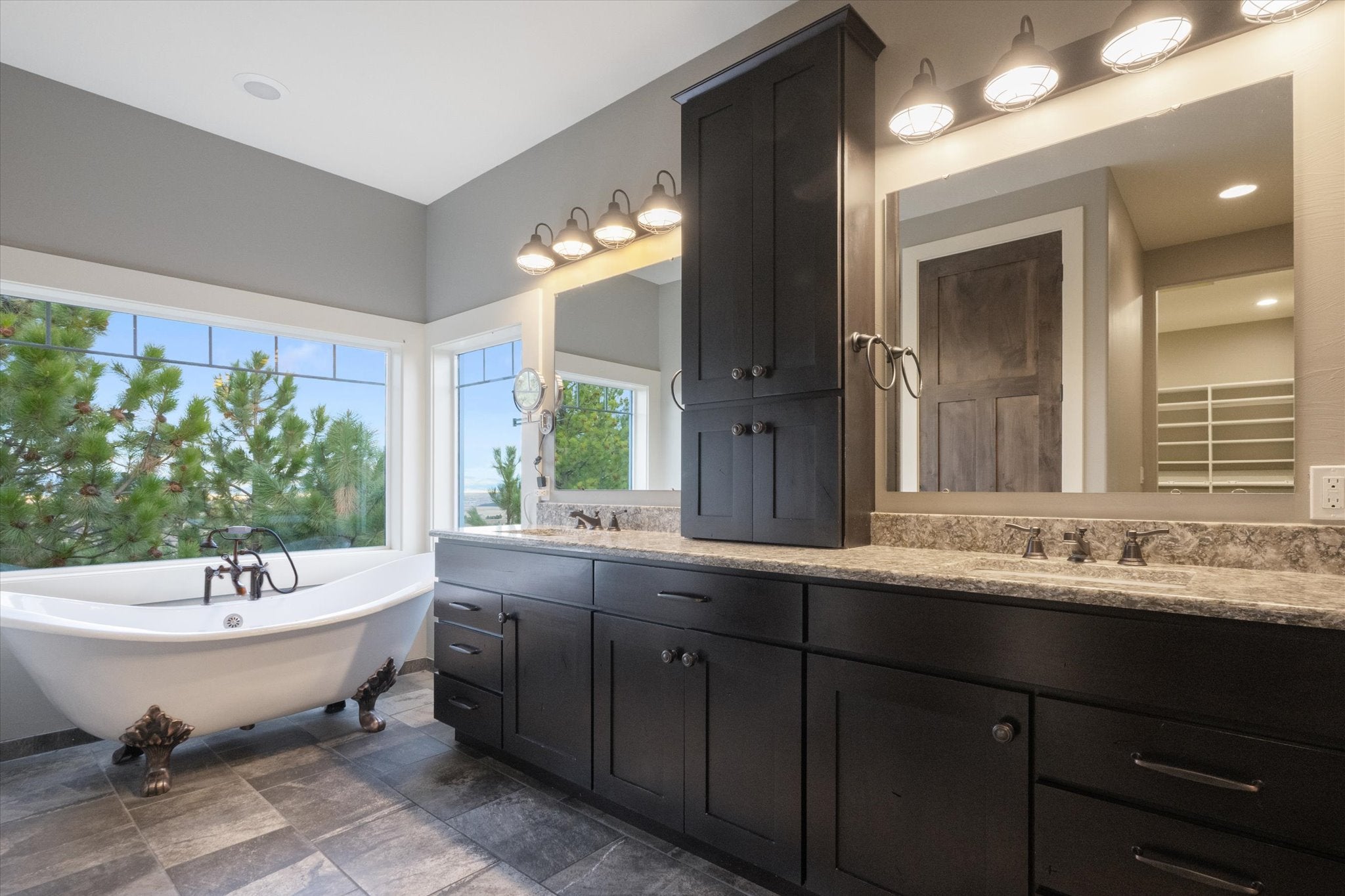 Clancy, Montana, 59634, United States, 4 Bedrooms Bedrooms, ,5 BathroomsBathrooms,Residential,For Sale,1991363