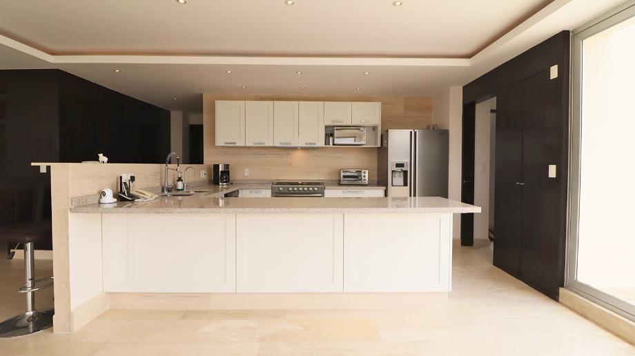 Morelia, Michoacán de Ocampo, 58350, Mexico, 3 Bedrooms Bedrooms, ,3 BathroomsBathrooms,Residential,For Sale,1804185