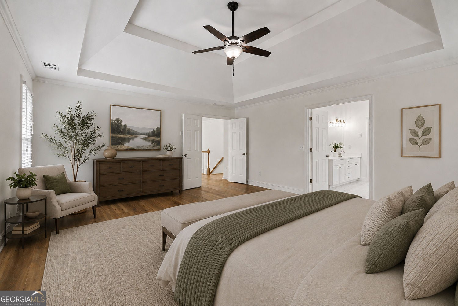 Roswell, Georgia, 30075, United States, 5 Bedrooms Bedrooms, ,4 BathroomsBathrooms,Residential,For Sale,2044480
