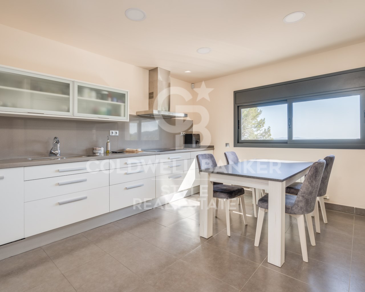 Matadepera, Catalonia, ES, 5 Bedrooms Bedrooms, ,2 BathroomsBathrooms,Residential,For Sale,1720795