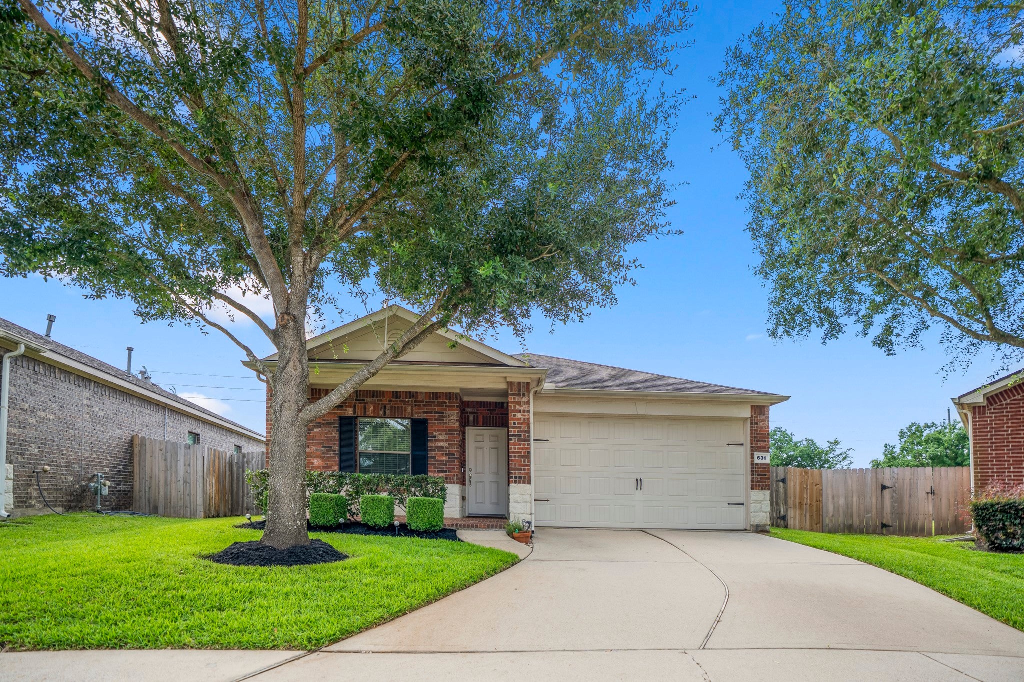 Newport Bnd, Katy, TX 77494