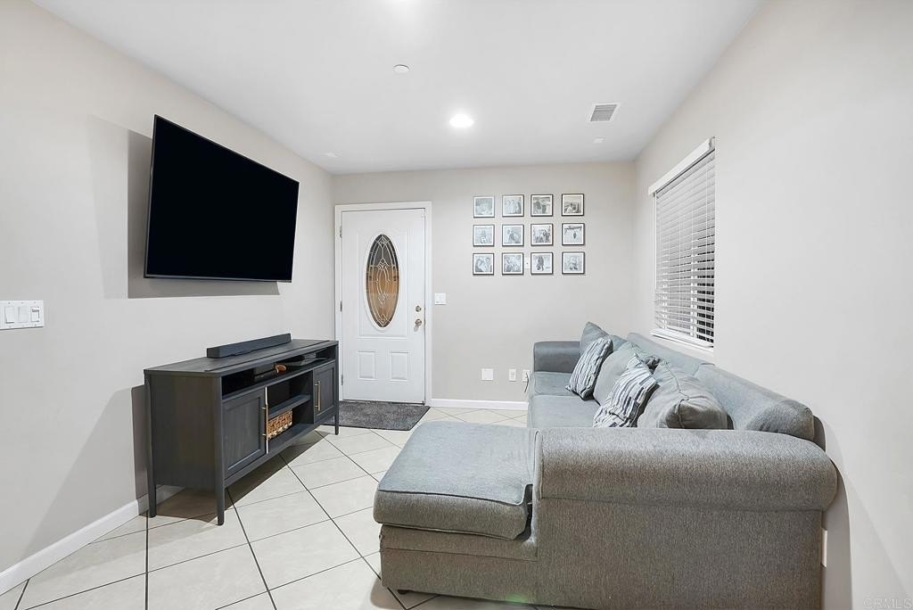 Chula Vista, California, 91911, United States, 9 Bedrooms Bedrooms, ,6 BathroomsBathrooms,Residential,For Sale,1991288