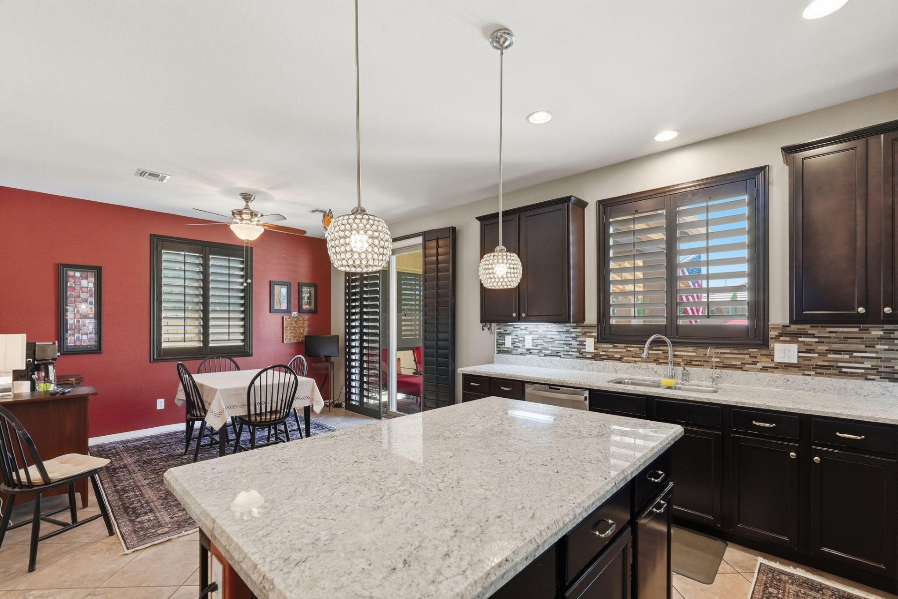  3009 E Meadowview Drive ¦ Gilbert, AZ - 物件實景