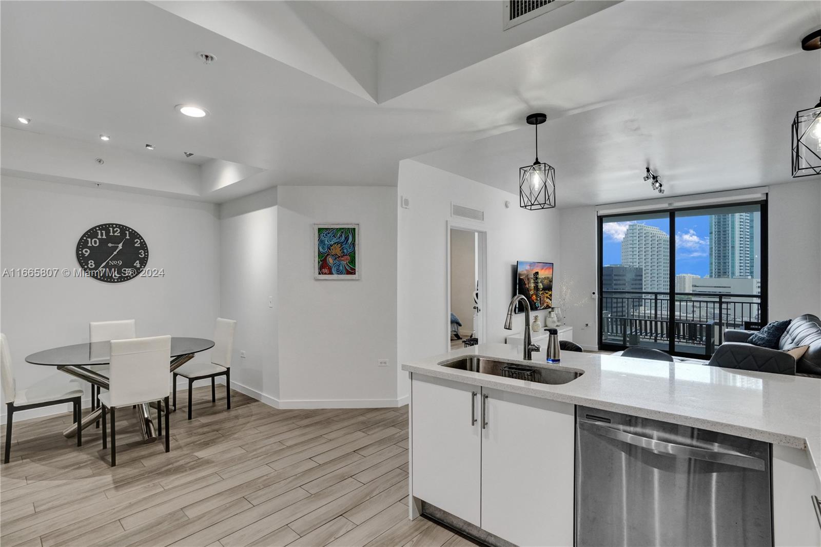 999 SW 1st Ave Unit 1807, Miami, Florida, 33130, United States, 2 Bedrooms Bedrooms, ,2 BathroomsBathrooms,Residential,For Sale,999 SW 1st Ave Unit 1807,1632303