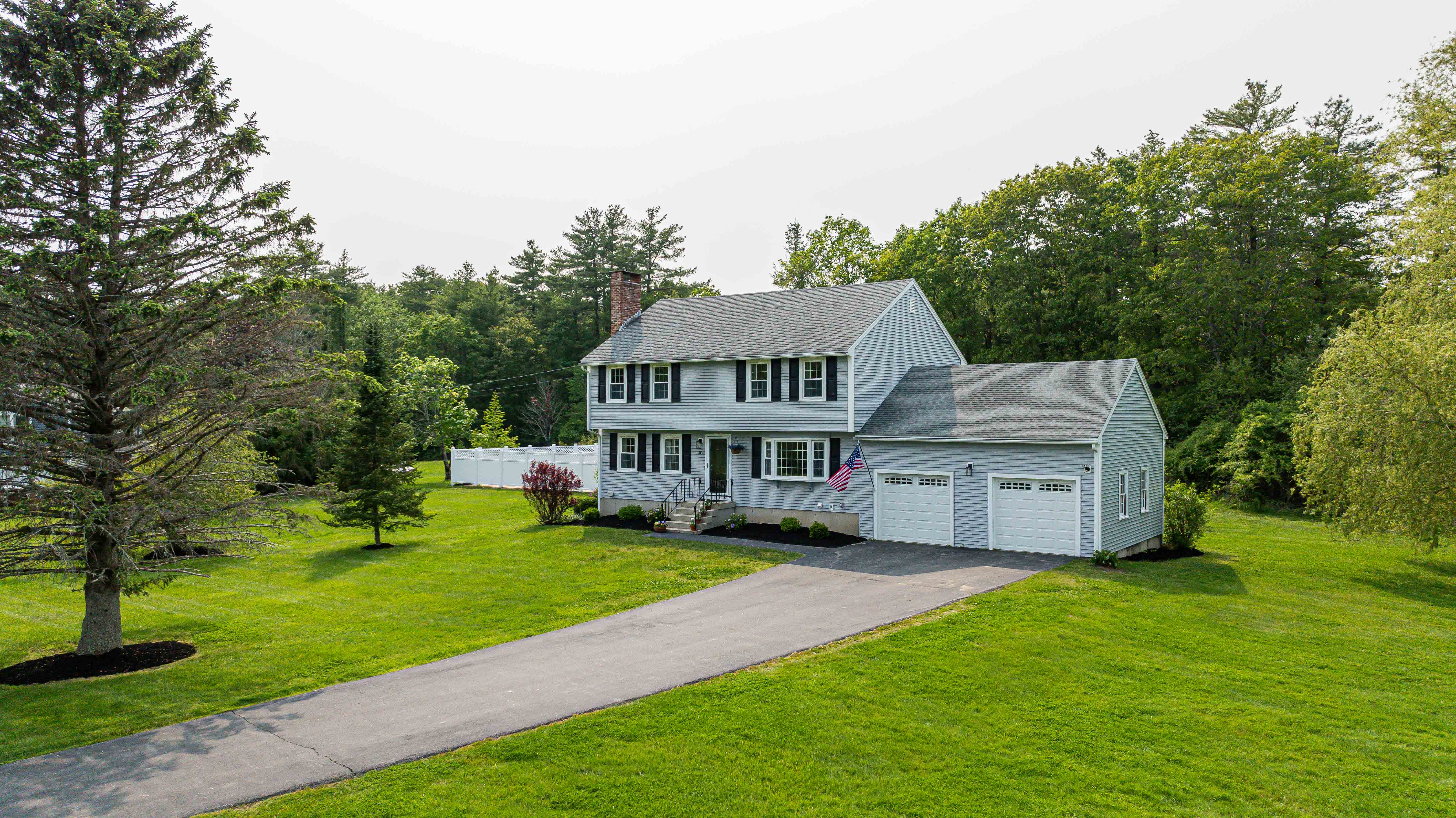 York, Maine, 03909, United States, 3 Bedrooms Bedrooms, ,3 BathroomsBathrooms,Residential,For Sale,1856750