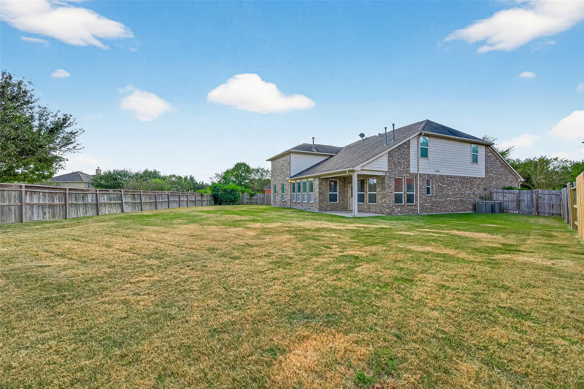 Missouri City, Texas, 77459, United States, 5 Bedrooms Bedrooms, ,4 BathroomsBathrooms,Residential,For Sale,1979192