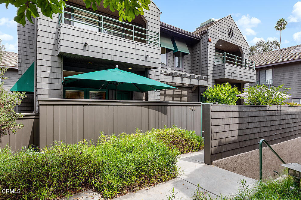 Pasadena, California, 91106, United States, 2 Bedrooms Bedrooms, ,3 BathroomsBathrooms,Residential,For Sale,1934592