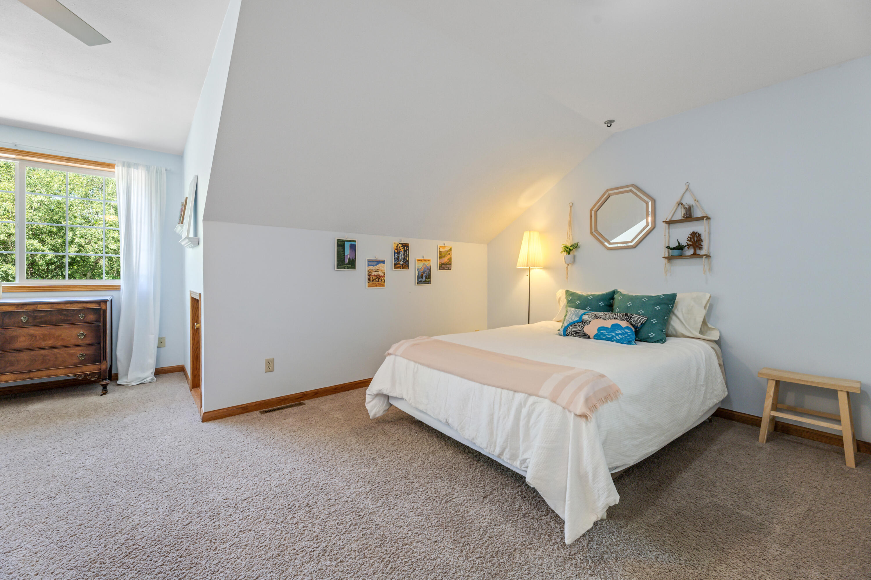 Winona, Minnesota, 55987, United States, 6 Bedrooms Bedrooms, ,5 BathroomsBathrooms,Residential,For Sale,1882480