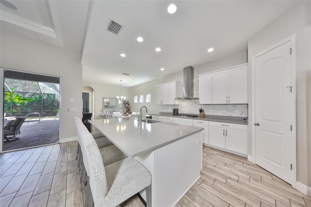 Apollo Beach, Florida, 33572, United States, 4 Bedrooms Bedrooms, ,3 BathroomsBathrooms,Residential,For Sale,1987477