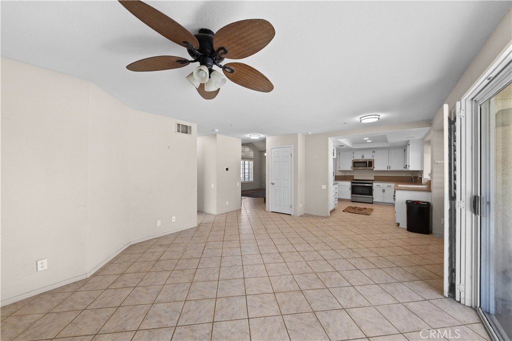 Highland, California, 92346, United States, 4 Bedrooms Bedrooms, ,3 BathroomsBathrooms,Residential,For Sale,1930729