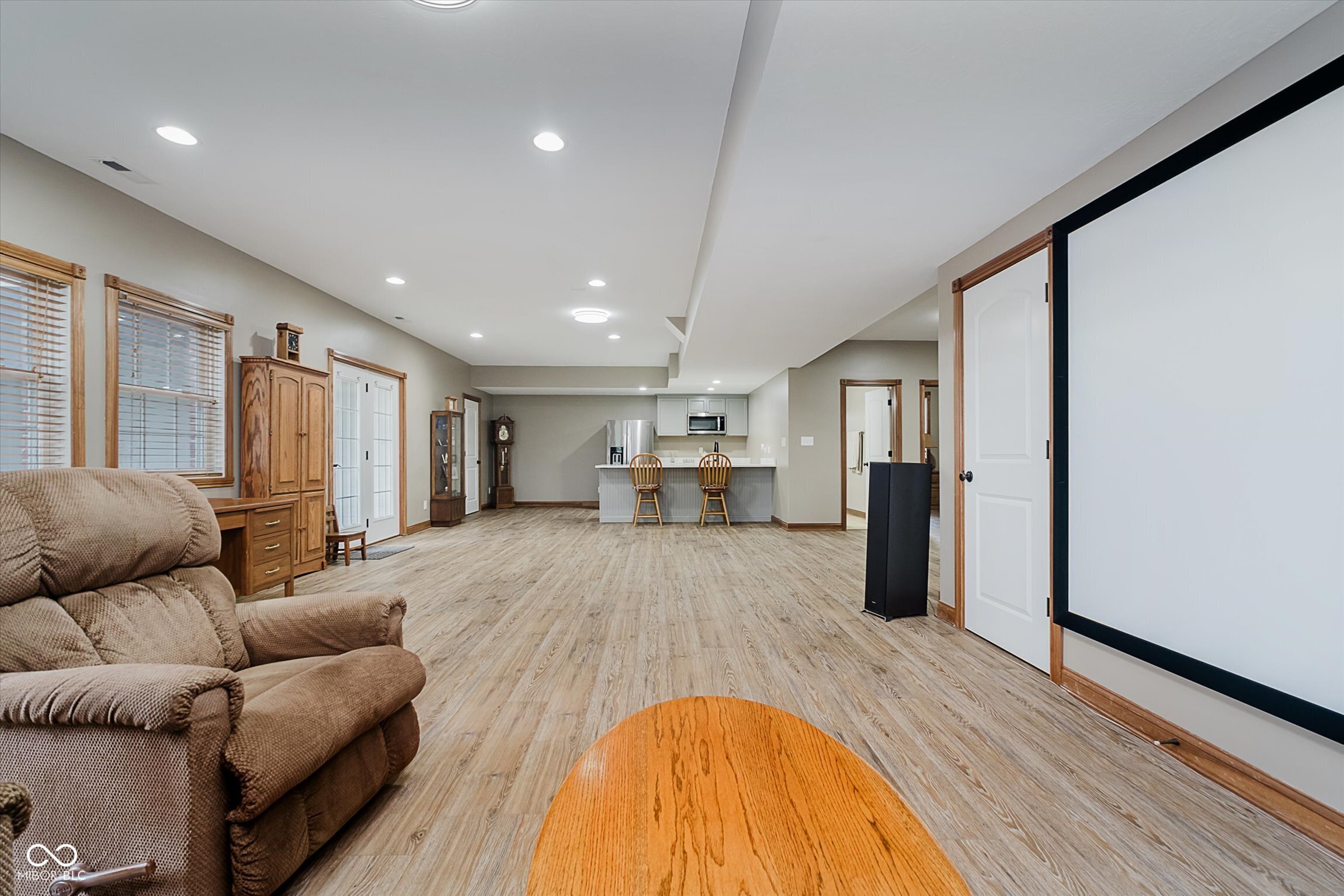 Avon, Indiana, 46123, United States, 4 Bedrooms Bedrooms, ,4 BathroomsBathrooms,Residential,For Sale,1915470