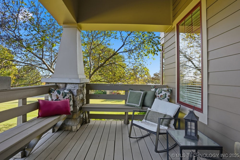 Jenks, Oklahoma, 74037, United States, 5 Bedrooms Bedrooms, ,6 BathroomsBathrooms,Residential,For Sale,1989076