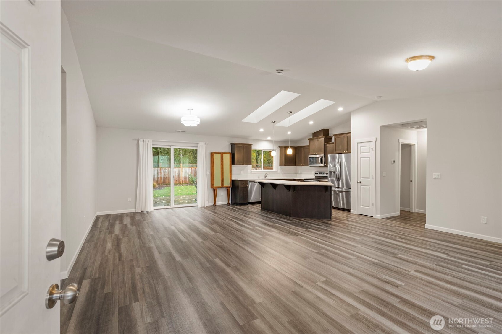 Port Townsend, Washington, 98368, United States, 3 Bedrooms Bedrooms, ,1 BathroomBathrooms,Residential,For Sale,1989519