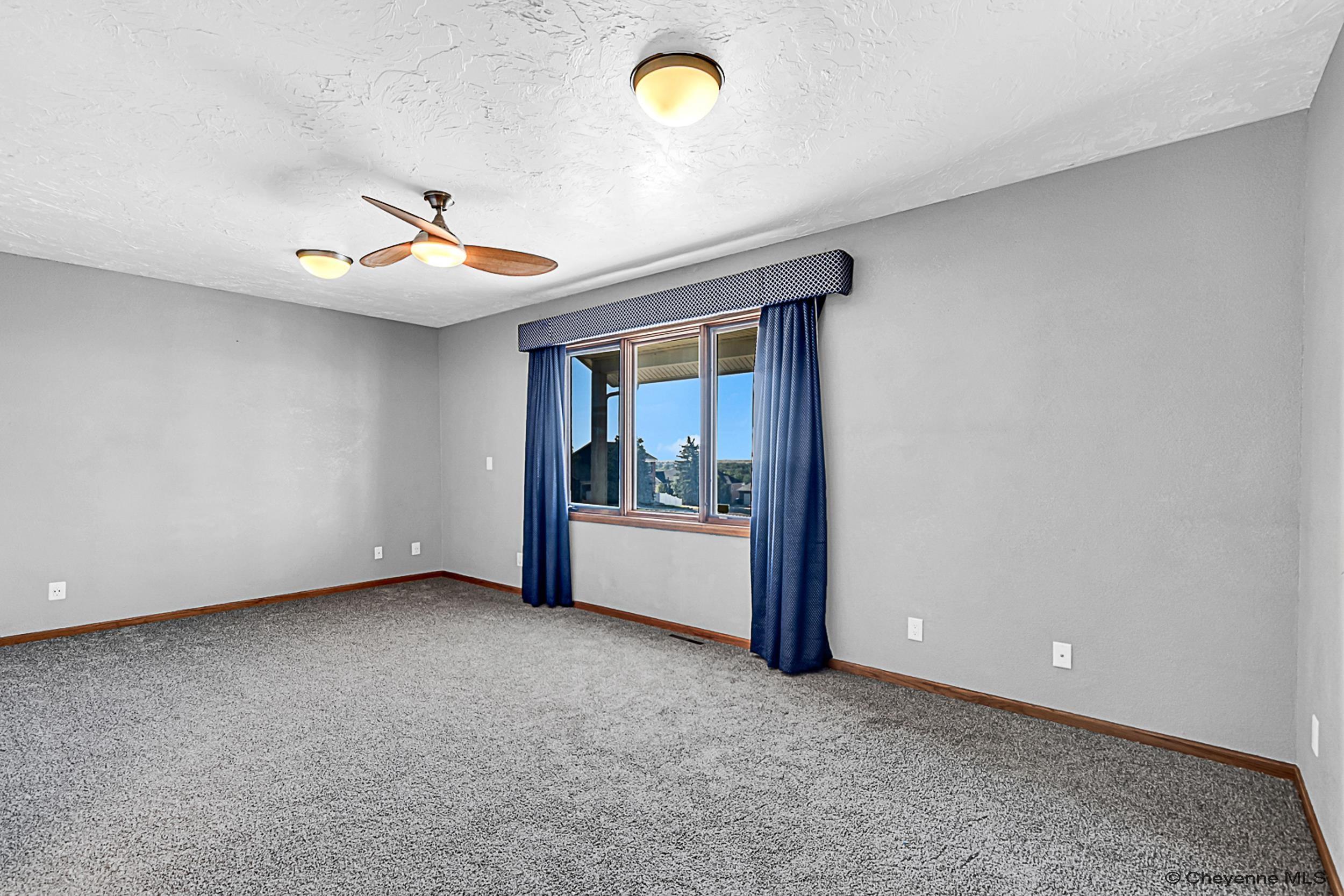 Cheyenne, Wyoming, 82009, United States, 6 Bedrooms Bedrooms, ,3 BathroomsBathrooms,Residential,For Sale,1918509