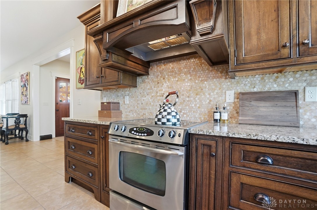 Oakwood, Ohio, 45409, United States, 3 Bedrooms Bedrooms, ,3 BathroomsBathrooms,Residential,For Sale,1991510