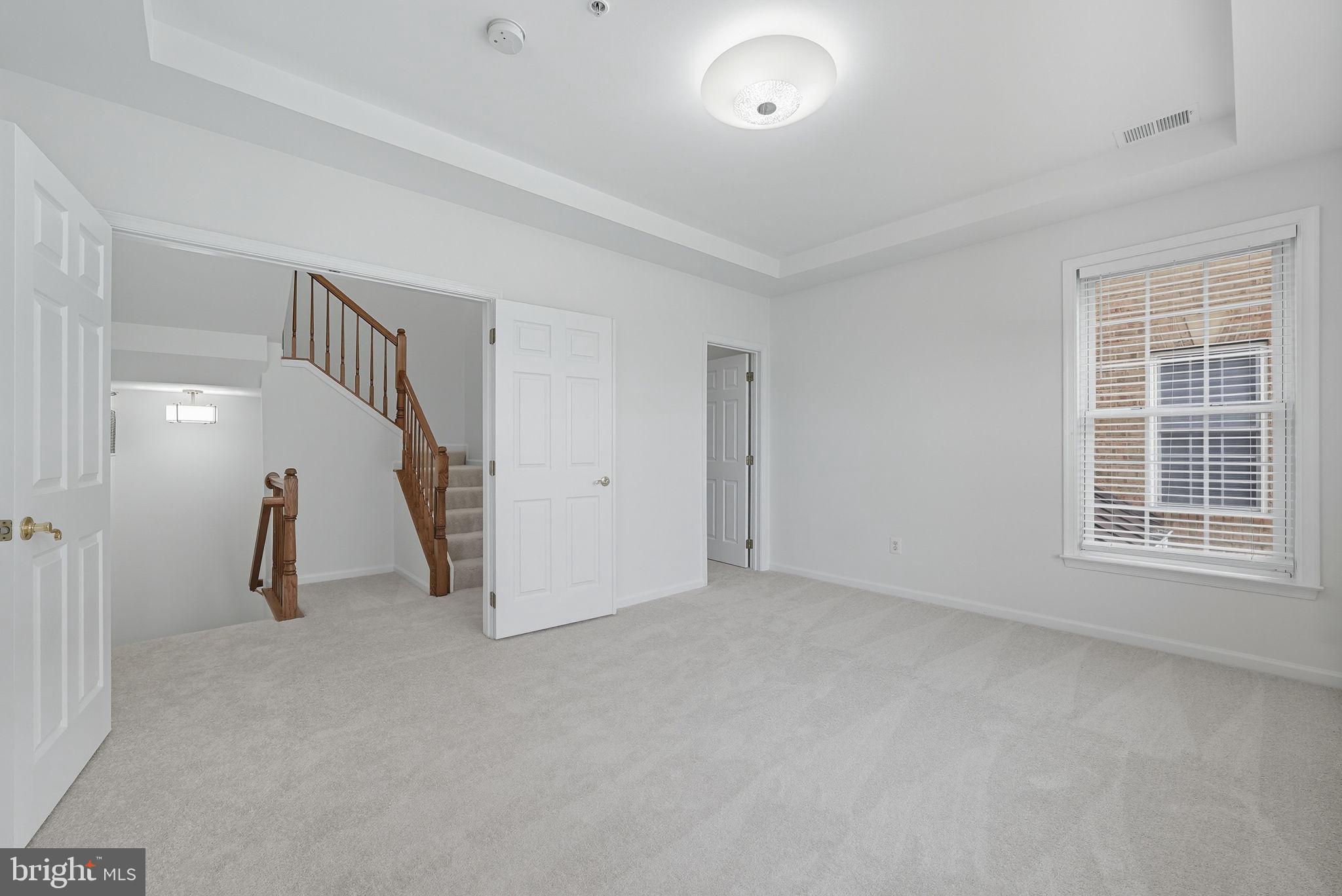 Fairfax, Virginia, 22033, United States, 3 Bedrooms Bedrooms, ,4 BathroomsBathrooms,Residential,For Sale,1975238