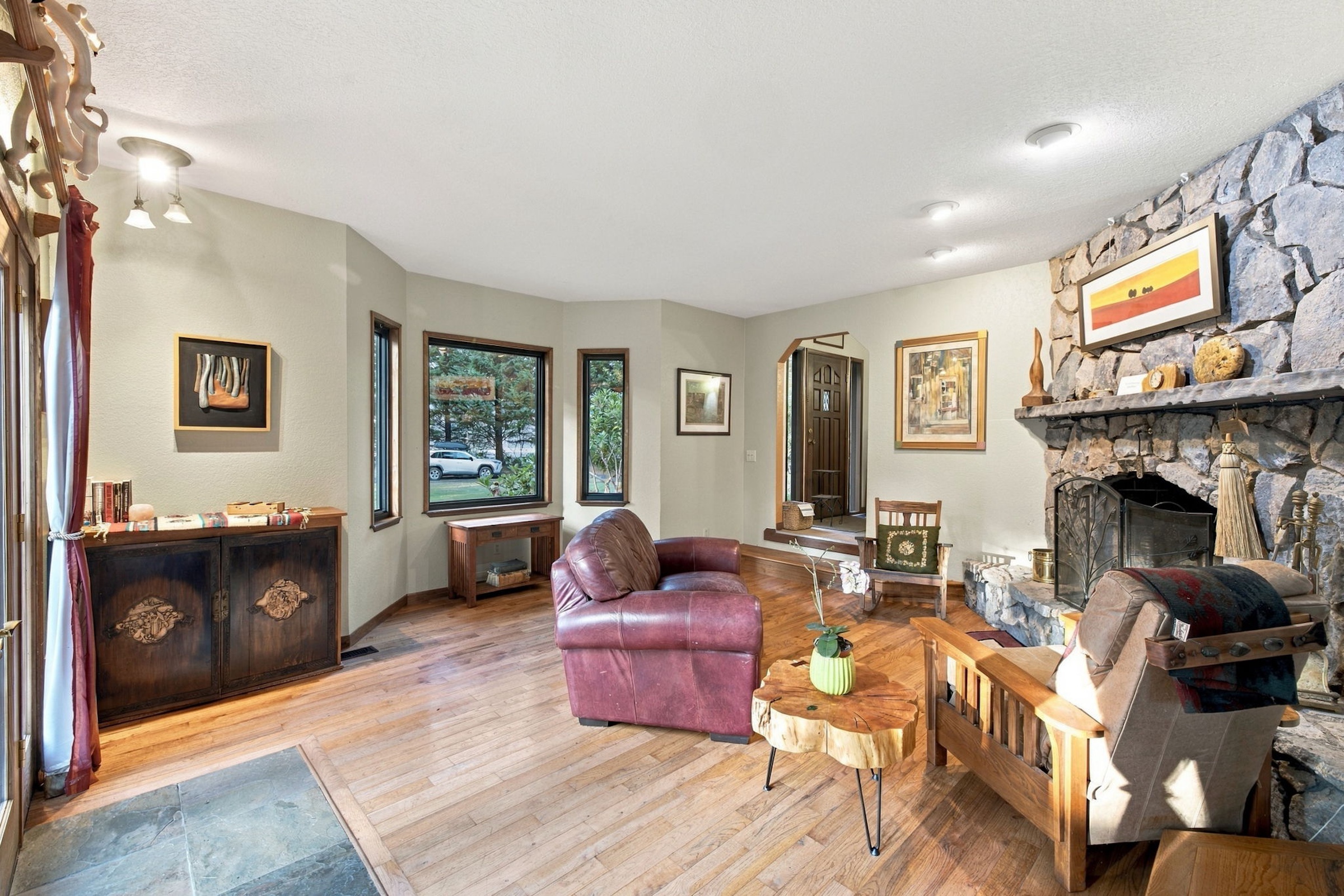  Exceptionally Charming English Tudor in Redmond - 物件實景