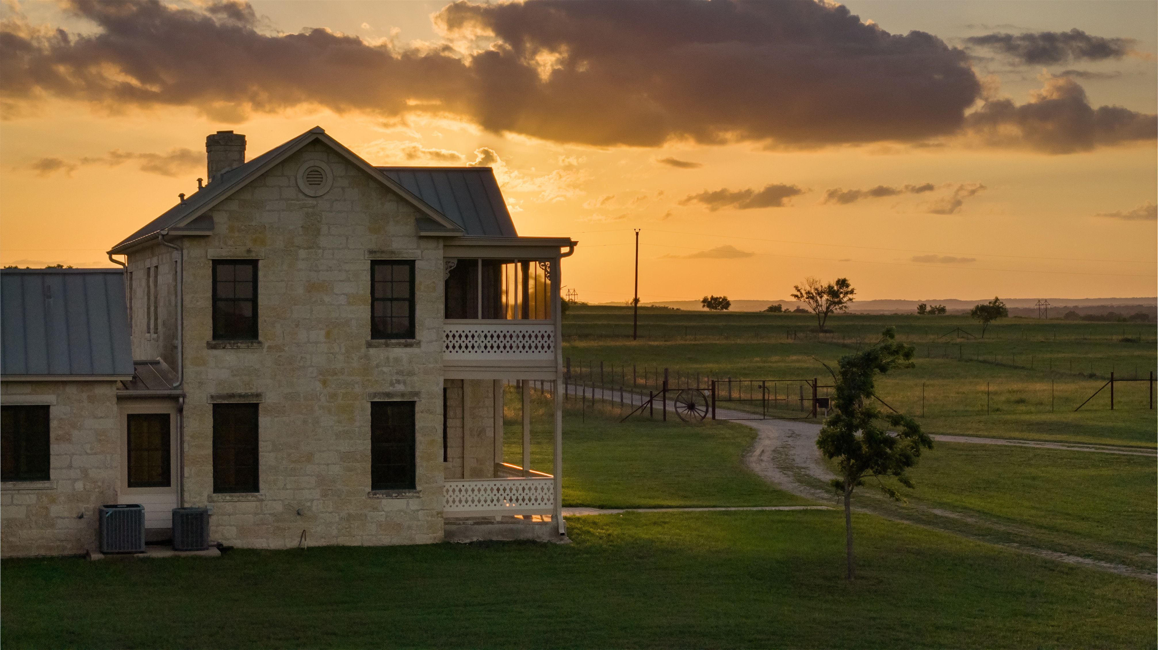  466 German Lane, Fredericksburg, TX 78624 - 物件實景