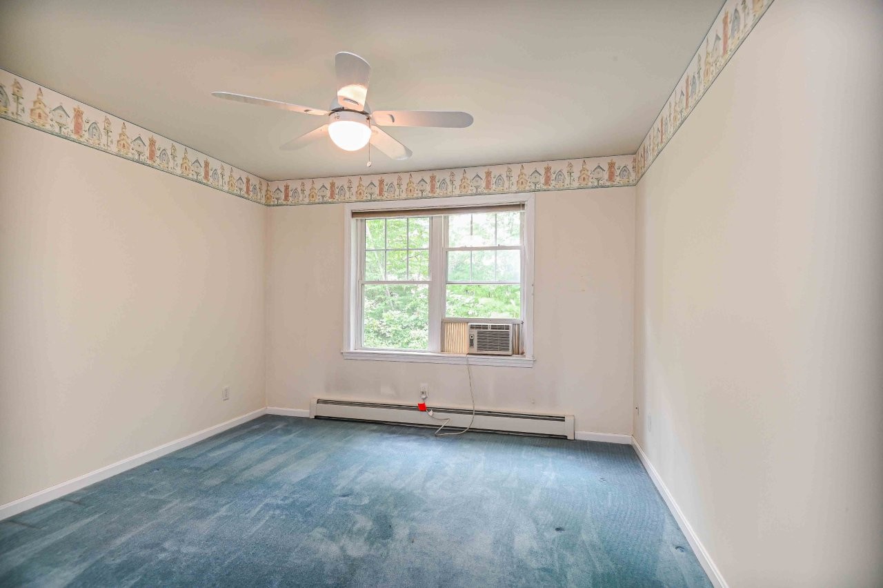 York, Maine, 03909, United States, 2 Bedrooms Bedrooms, ,2 BathroomsBathrooms,Residential,For Sale,1896893