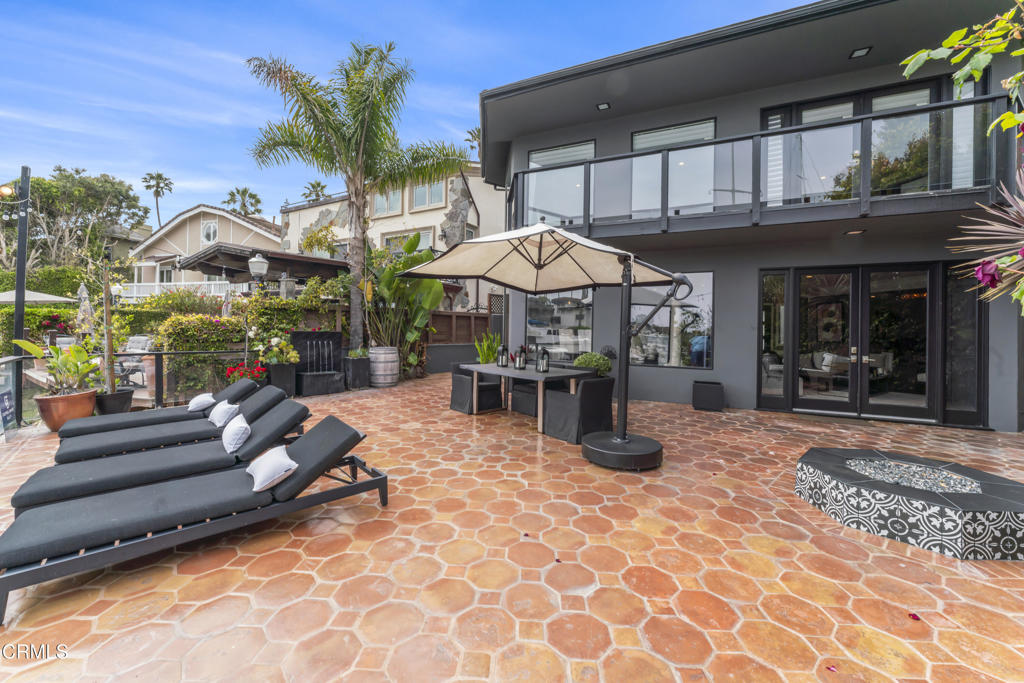 Ventura, California, 93001, United States, 5 Bedrooms Bedrooms, ,3 BathroomsBathrooms,Residential,For Sale,1839007