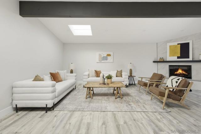 San Diego, California, 92117, United States, 3 Bedrooms Bedrooms, ,2 BathroomsBathrooms,Residential,For Sale,1987339