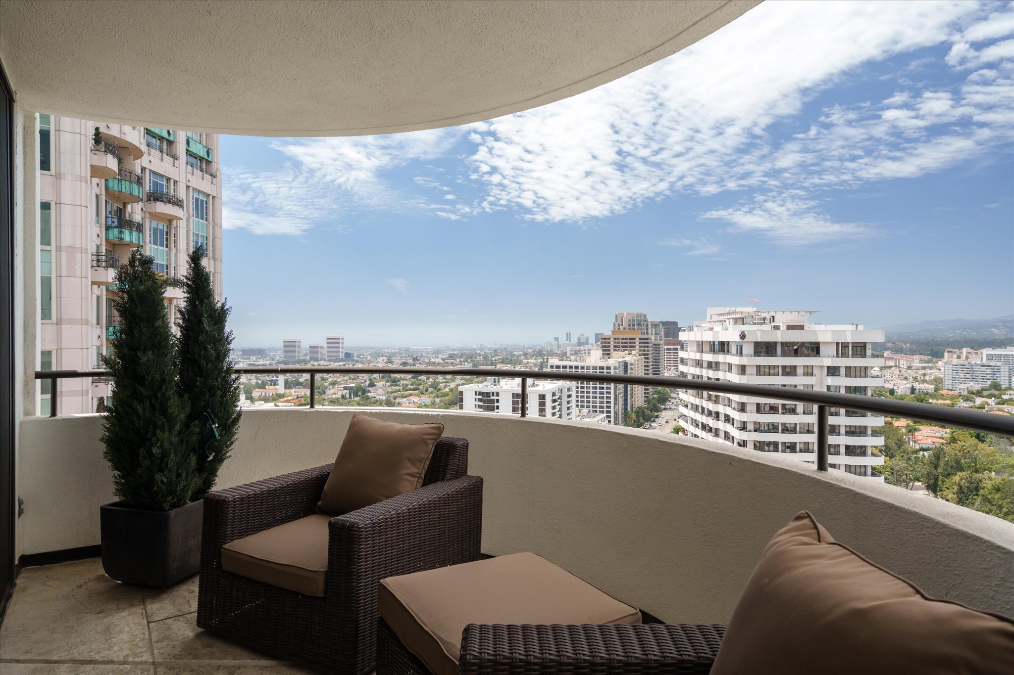  10560 Wilshire Boulevard - 物件實景