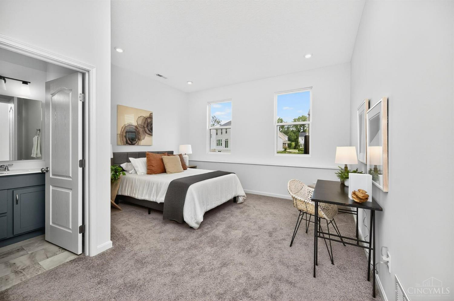 Turtle Creek Twp, Ohio, 45036, United States, 5 Bedrooms Bedrooms, ,4 BathroomsBathrooms,Residential,For Sale,1890162