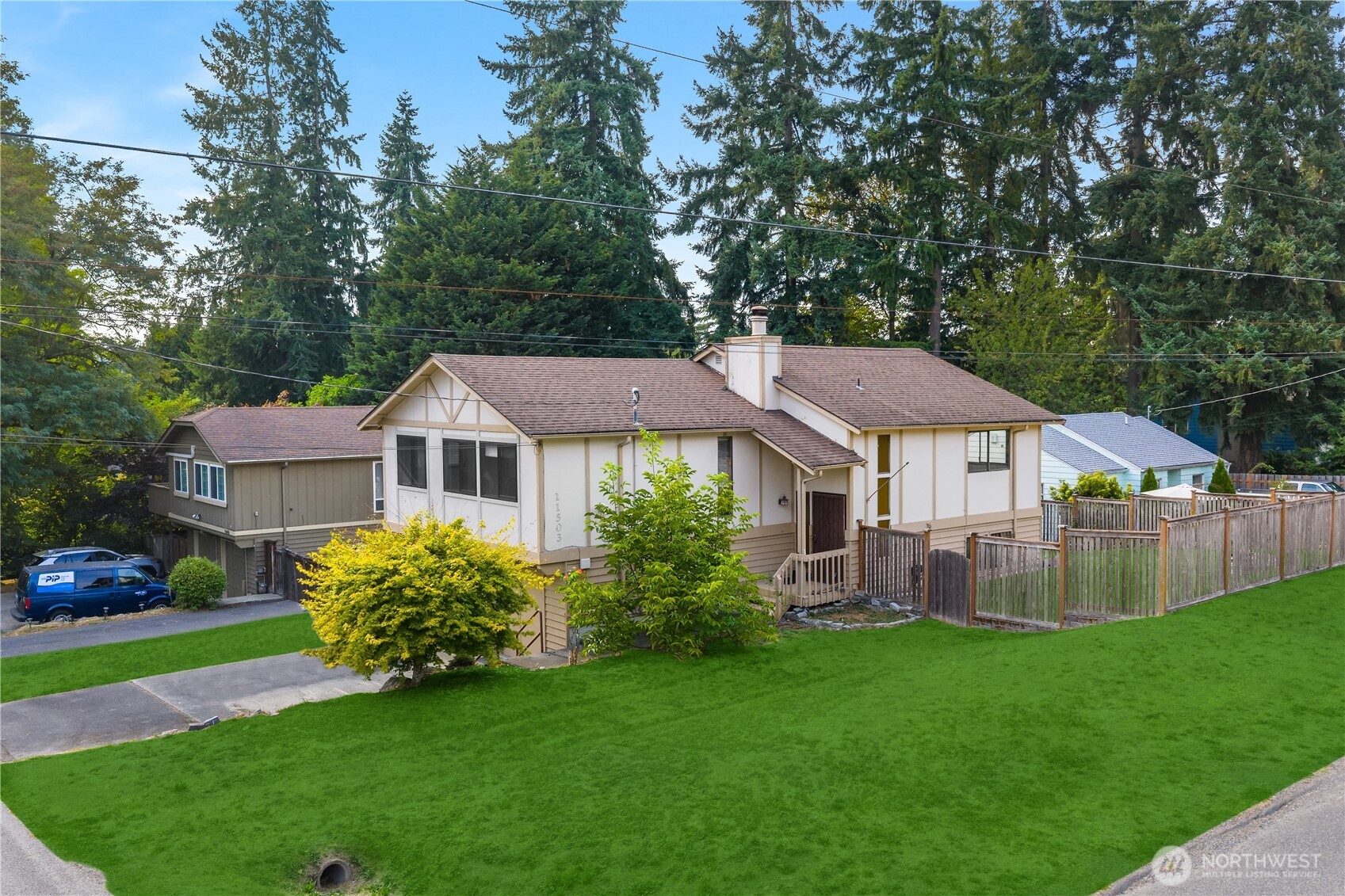 Seattle, Washington, 98125, United States, 4 Bedrooms Bedrooms, ,2 BathroomsBathrooms,Residential,For Sale,1934622