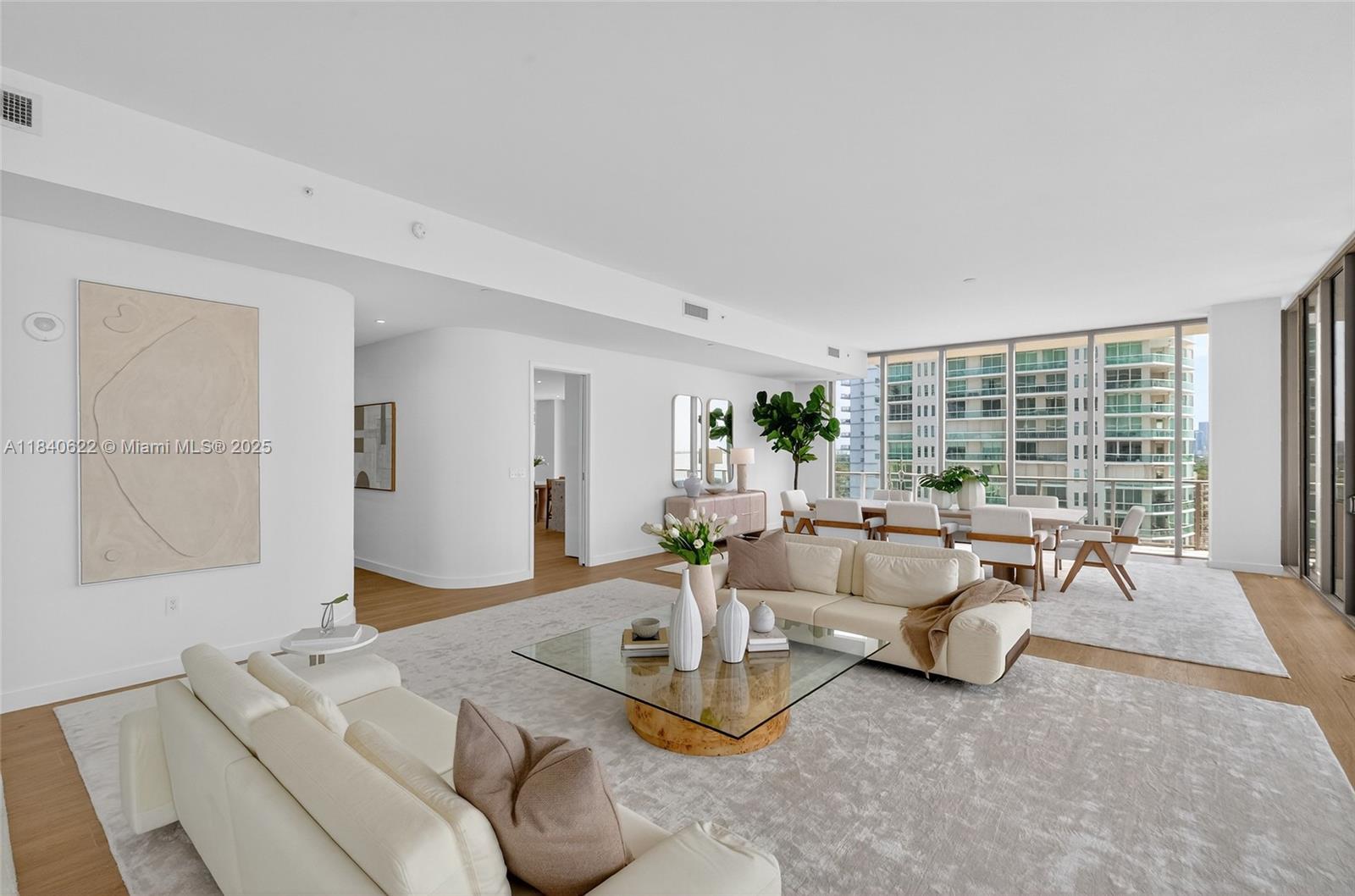 Miami, Florida, 33133, United States, 4 Bedrooms Bedrooms, ,4 BathroomsBathrooms,Residential,For Sale,1898315
