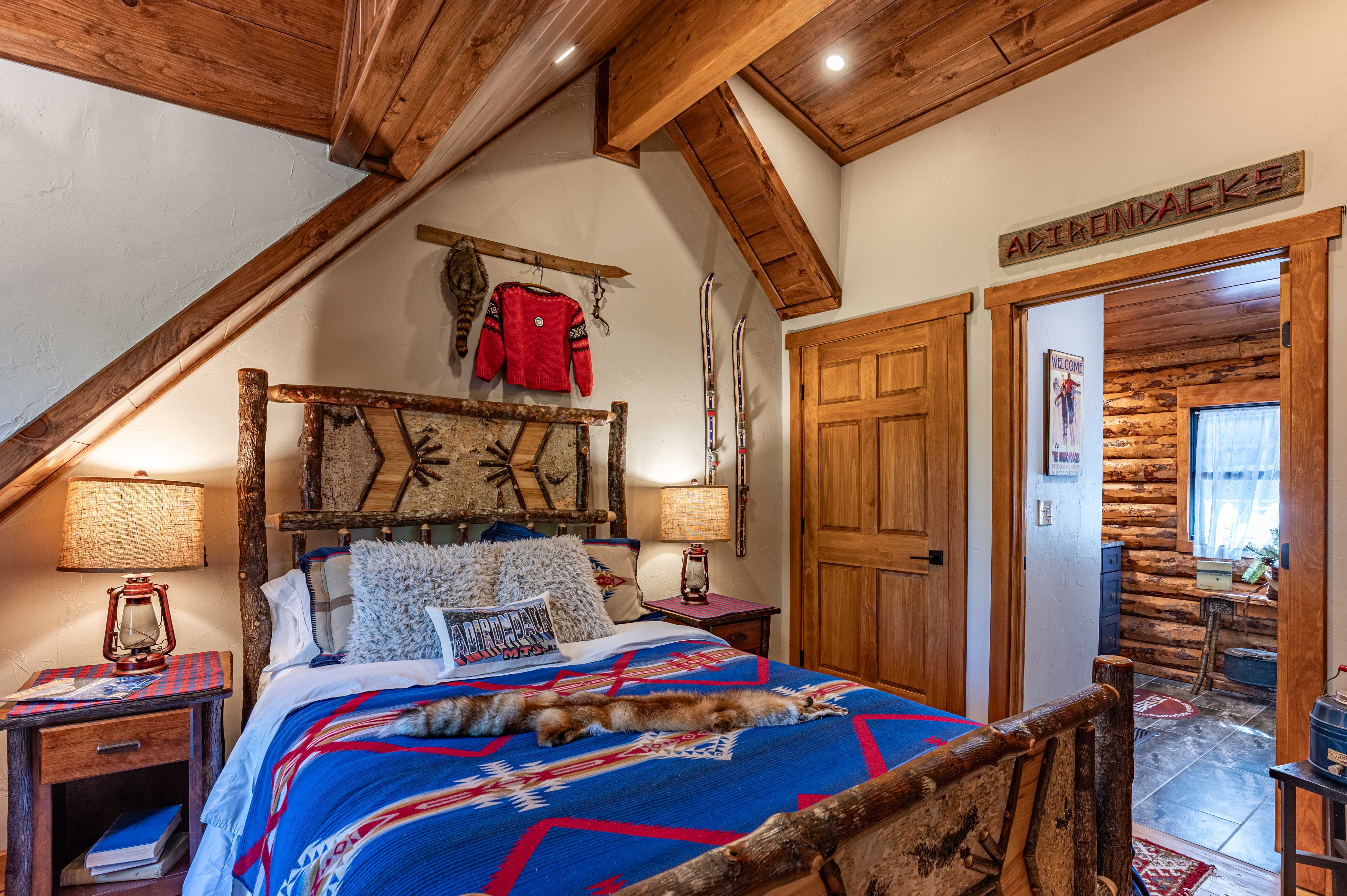  Log Cabin with Flair - 物件實景