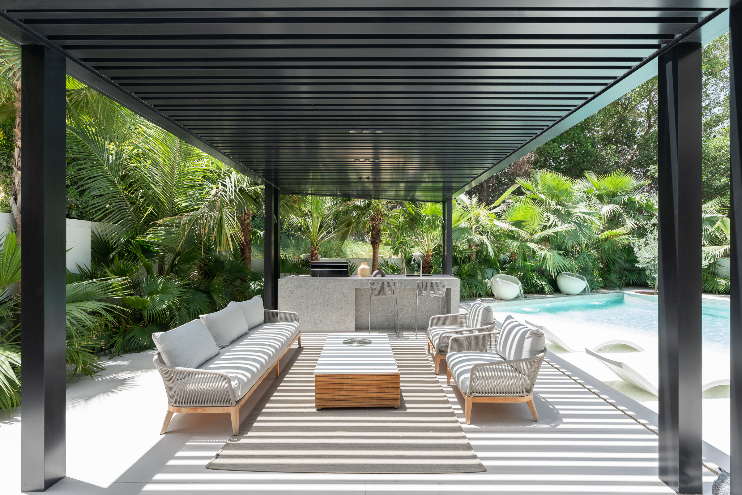  Majestic Ready-to-Move Villa in JGE - 物件實景