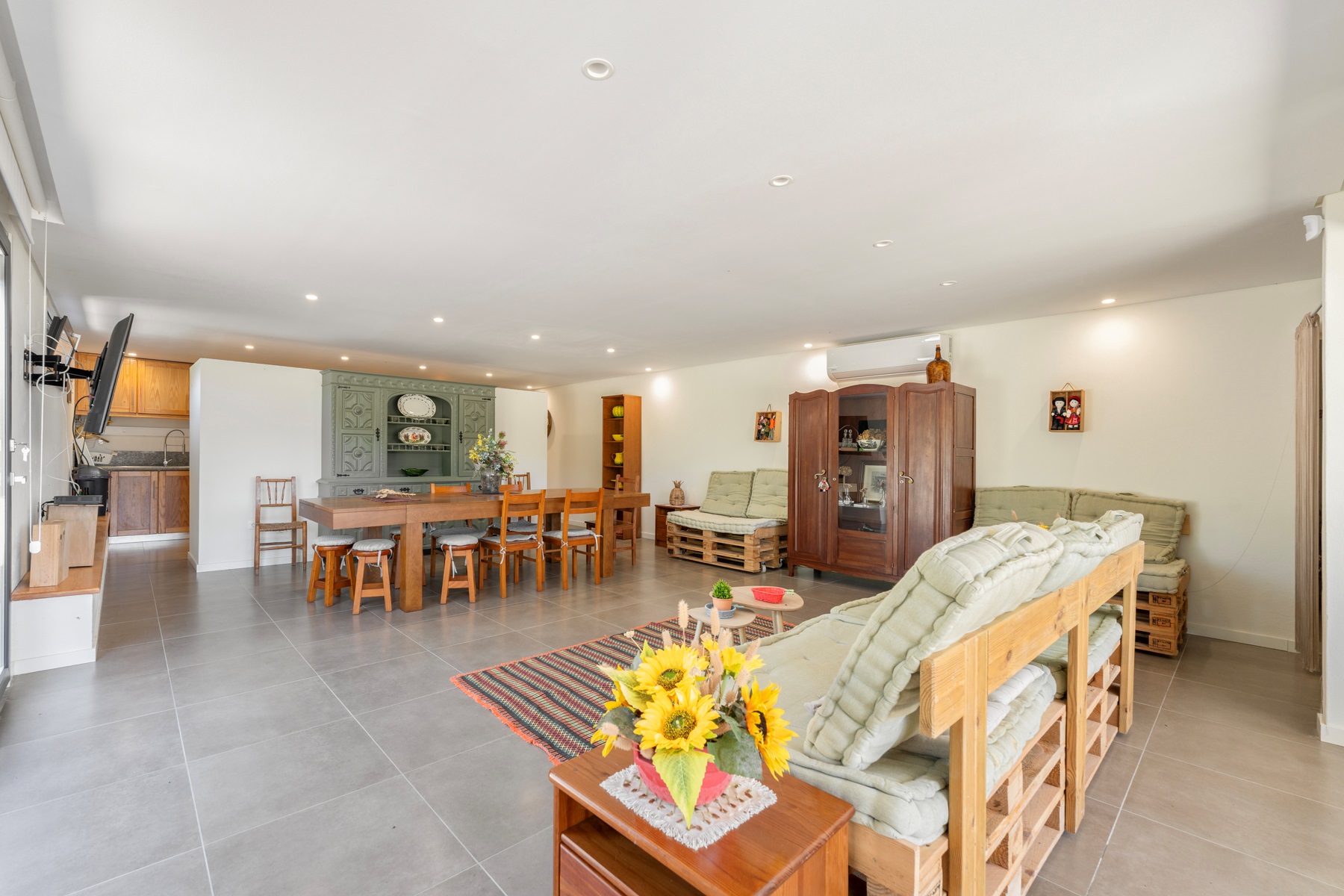  House, 6 bedrooms, for Sale - 物件實景
