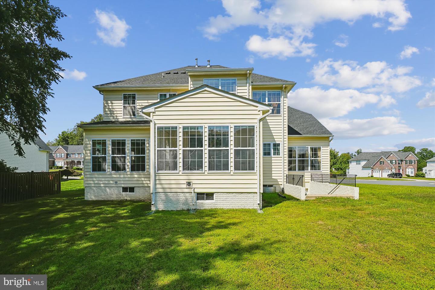 Woodbridge, Virginia, 22193, United States, 4 Bedrooms Bedrooms, ,5 BathroomsBathrooms,Residential,For Sale,1950998