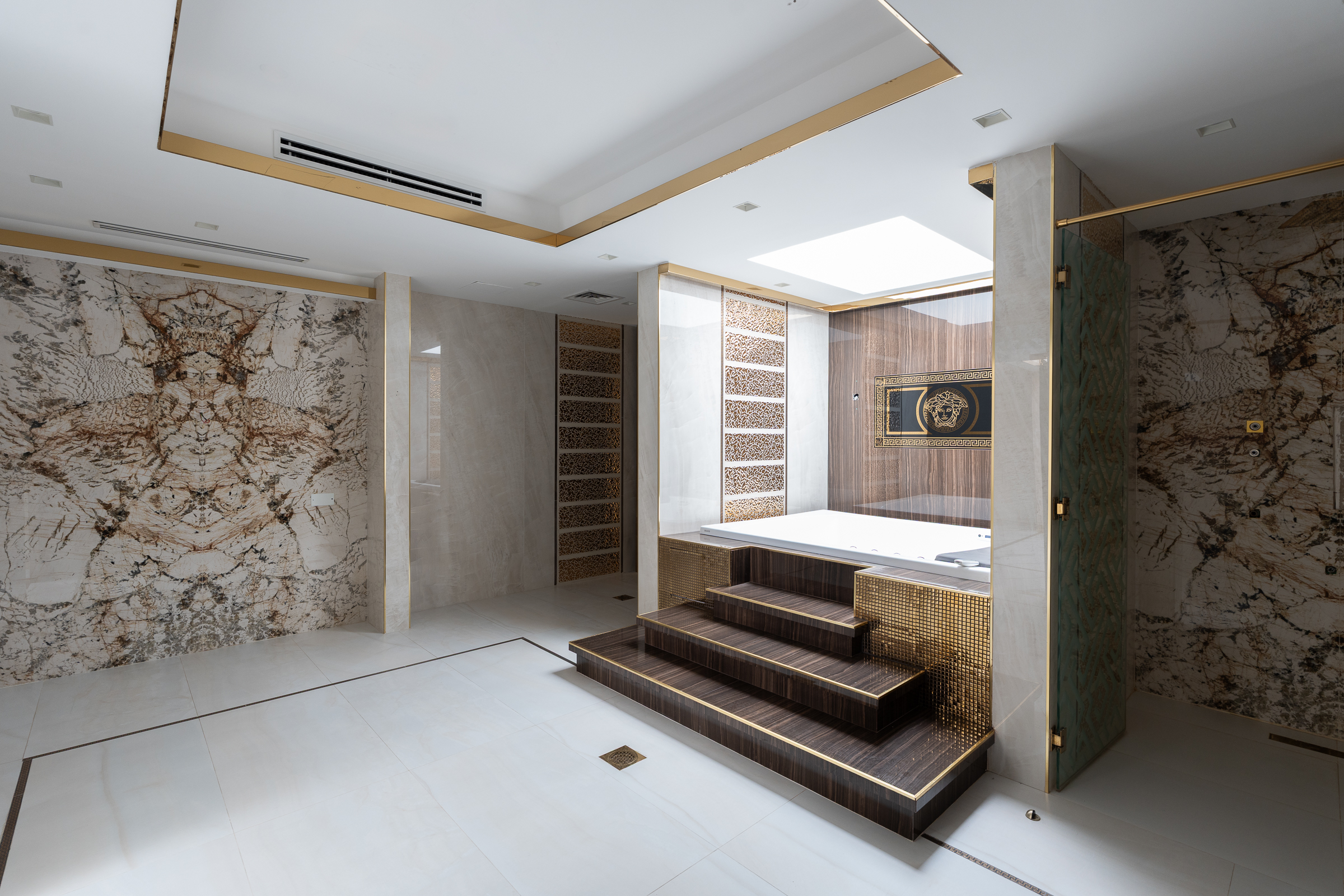  Expansive Modern Home in Emirates Hills - 物件實景